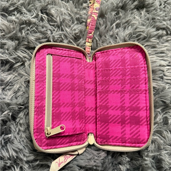 Vera Bradley phone clutch wallet in a paisley meets plaid pattern retired - Picture 4 of 4